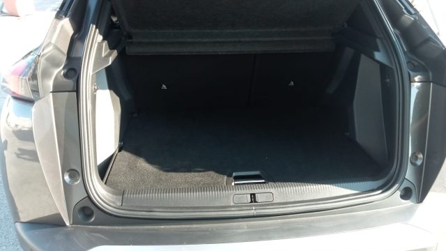 PEUGEOT 2008 usata, con Cruise Control