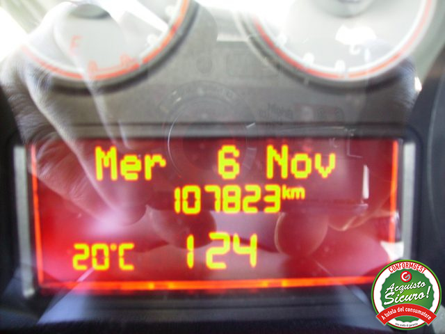 FIAT Punto usata, con USB
