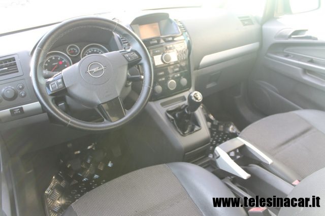 OPEL Zafira usata, con Climatizzatore