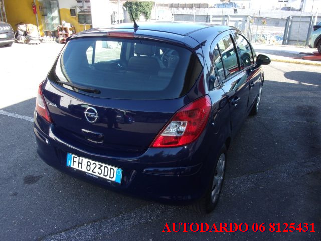 OPEL Corsa usata, con Airbag laterali
