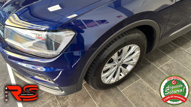 VOLKSWAGEN Tiguan usata, con Leve al volante