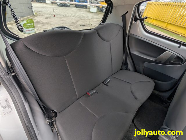 TOYOTA Aygo usata 19