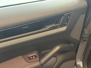 PORSCHE Cayenne usata, con Fari LED