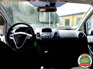 FORD Fiesta usata, con Servosterzo