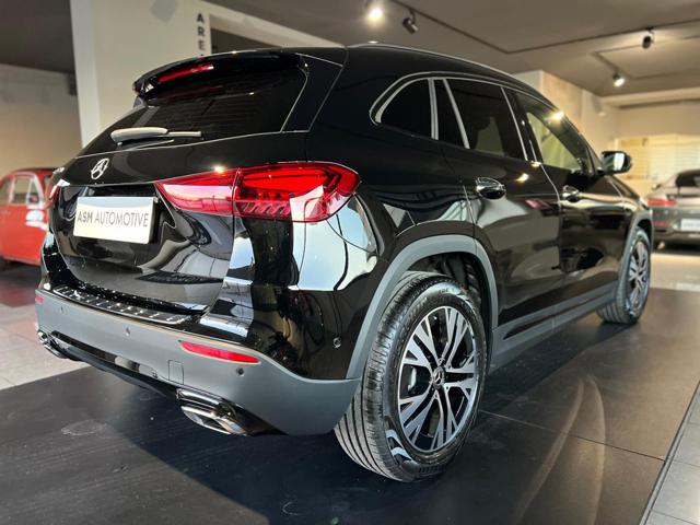 MERCEDES-BENZ GLA 180 usata, con Autoradio