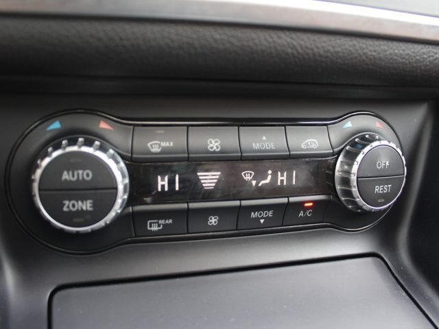 MERCEDES-BENZ GLA 220 usata, con Bracciolo