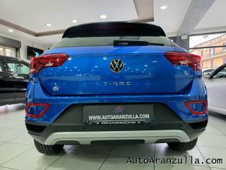 VOLKSWAGEN T-Roc usata, con Volante multifunzione