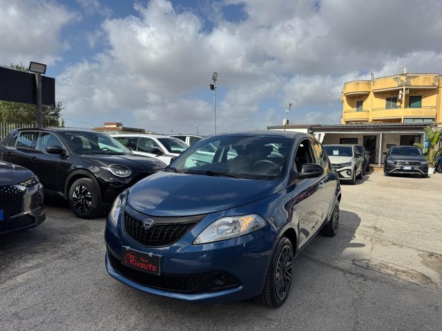 LANCIA Ypsilon usata, con Airbag