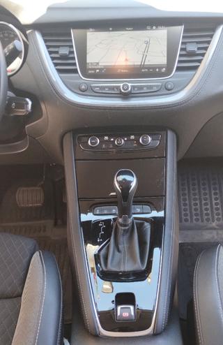 OPEL Grandland X usata, con Volante multifunzione