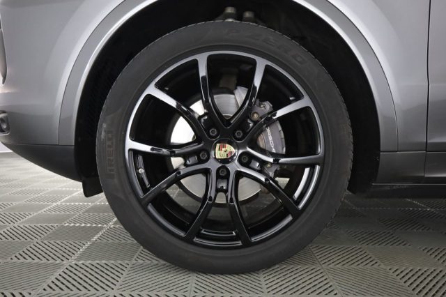 PORSCHE Cayenne usata 8