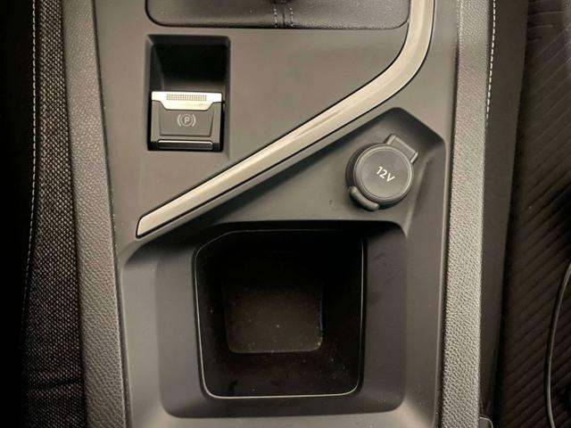 PEUGEOT 308 usata, con Touch screen