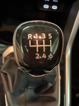 VOLKSWAGEN T-Roc usata, con Sedile posteriore sdoppiato