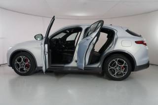 ALFA ROMEO Stelvio usata, con Luci diurne LED