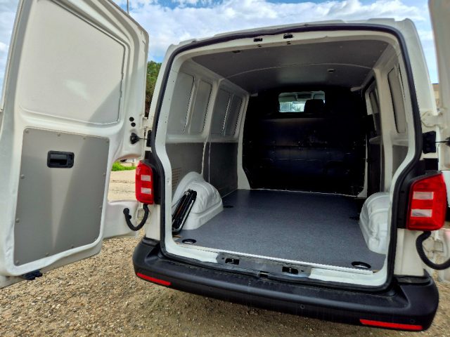 VOLKSWAGEN Transporter usata 26
