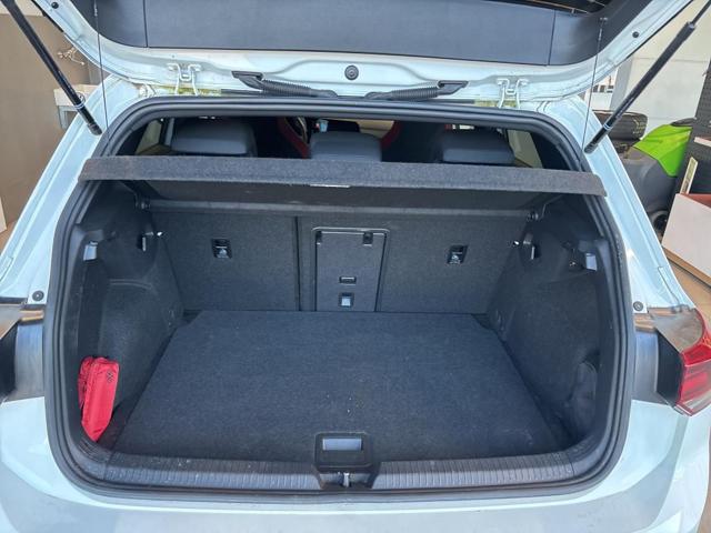 VOLKSWAGEN Golf GTI usata, con Autoradio