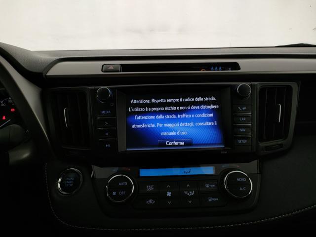 TOYOTA RAV 4 usata, con Volante in pelle