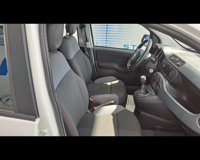FIAT New Panda usata 14