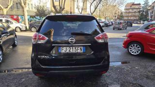 NISSAN X-Trail usata, con Autoradio