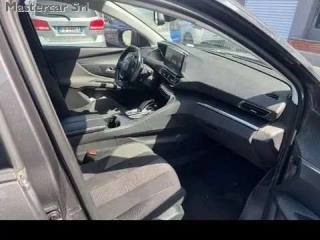 PEUGEOT 3008 usata, con Chiusura centralizzata