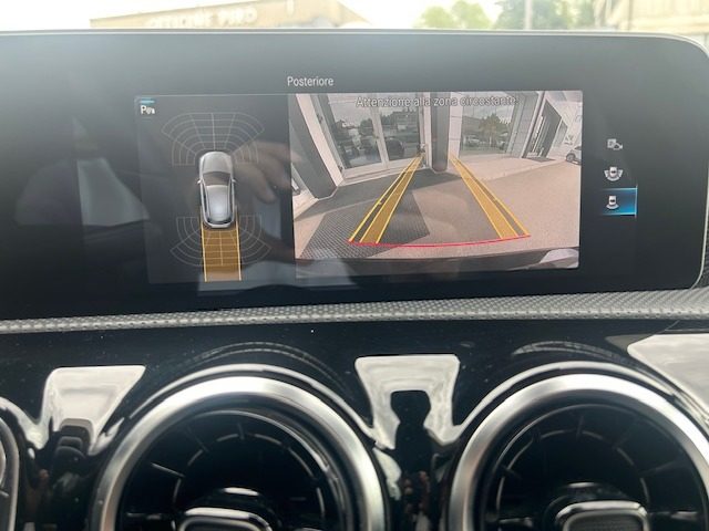 MERCEDES-BENZ A 180 usata, con Sistema di navigazione