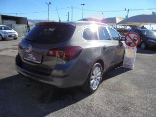 OPEL Astra usata, con Cruise Control