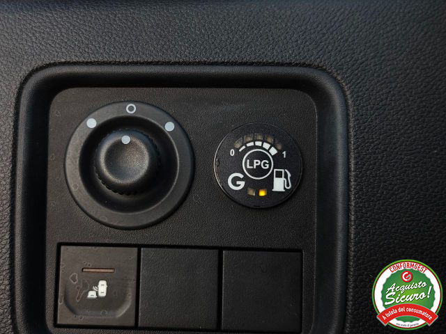 DACIA Duster usata, con Sistema di navigazione