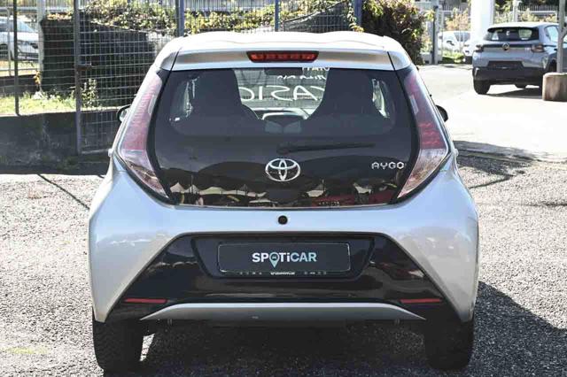 TOYOTA Aygo usata, con Autoradio