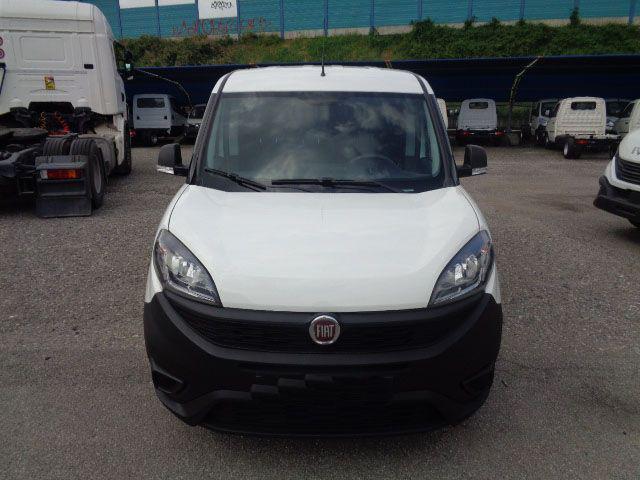FIAT Doblo usata, con Airbag