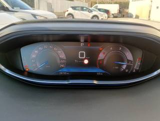 PEUGEOT 3008 usata, con USB