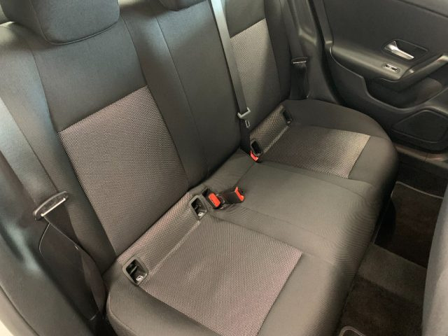 MERCEDES-BENZ CLA 180 usata, con Cronologia tagliandi