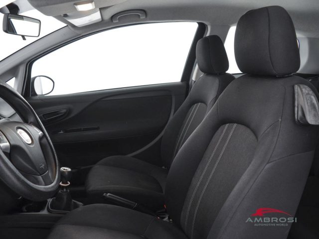 FIAT Punto usata 8