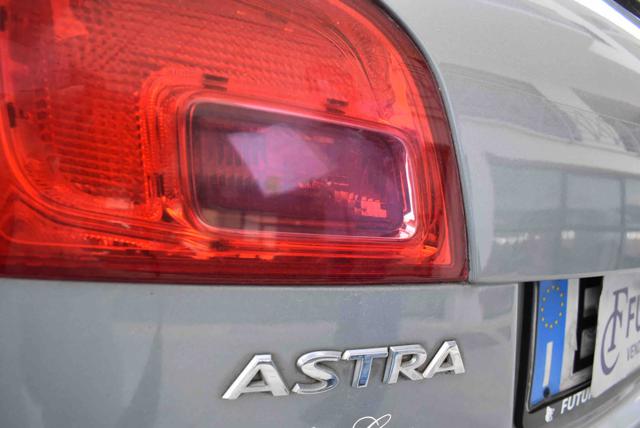 OPEL Astra usata 17