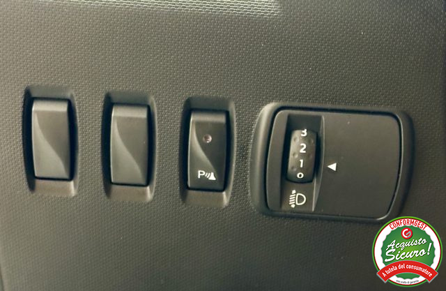 RENAULT Twingo usata, con USB