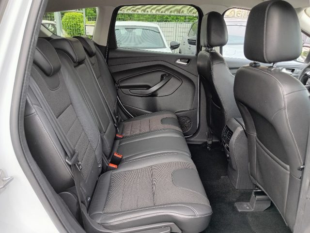 FORD Kuga usata, con Fendinebbia