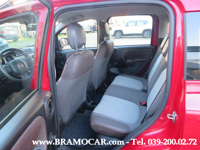 FIAT Panda Cross usata, con Luci diurne LED