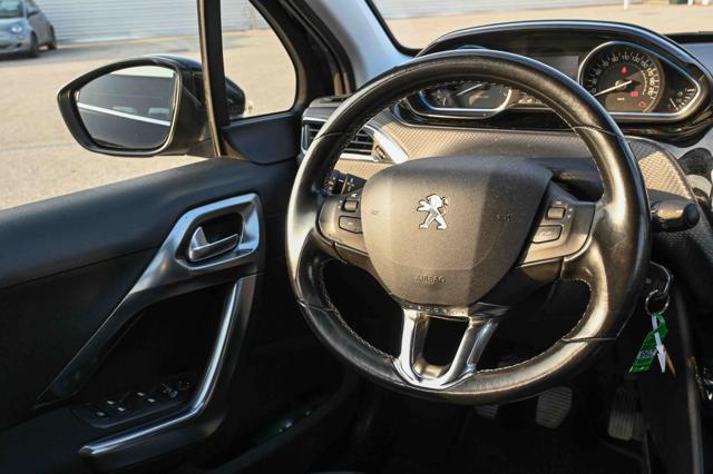 PEUGEOT 2008 usata, con Sedile posteriore sdoppiato