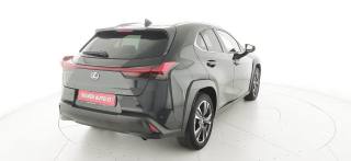 LEXUS UX 250h usata, con Cerchi in lega