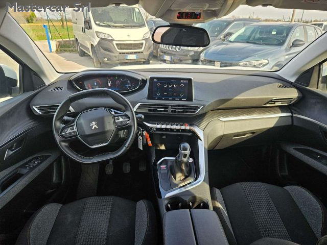 PEUGEOT 3008 usata, con Bracciolo