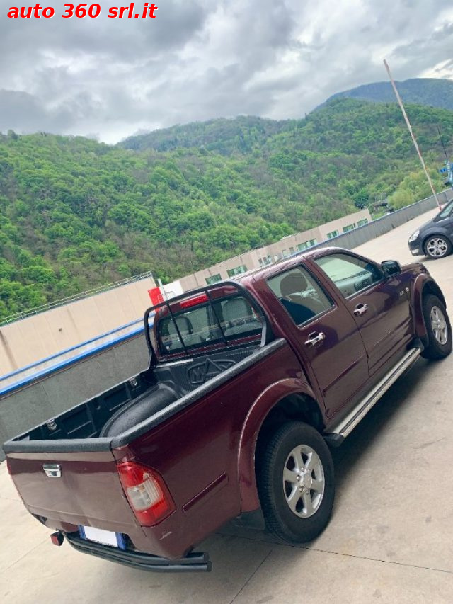 ISUZU D-Max usata, con Specchietti laterali elettrici
