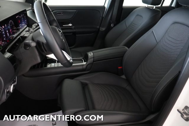 MERCEDES-BENZ GLA 180 usata, con Autoradio