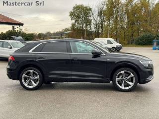AUDI Q8 usata, con Alzacristalli elettrici