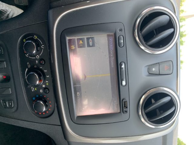 DACIA Sandero usata, con Bluetooth