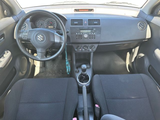 SUZUKI Swift usata, con Climatizzatore