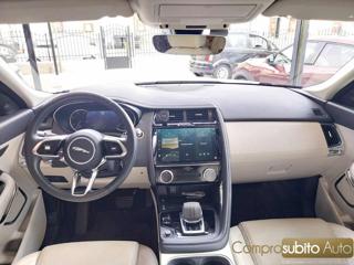 JAGUAR E-Pace usata, con Climatizzatore