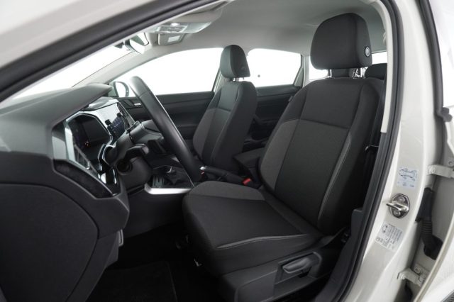 VOLKSWAGEN Taigo usata 2