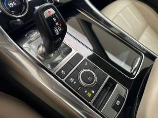 LAND ROVER Range Rover Sport usata, con Interni in pelle