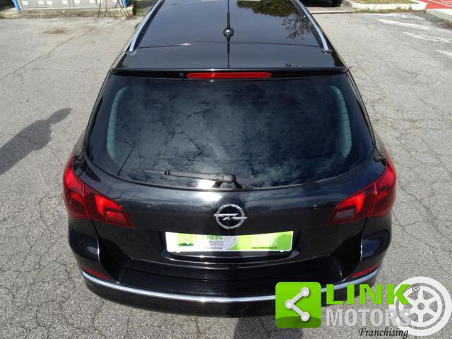 OPEL Astra usata, con Pneumatici quattro stagioni