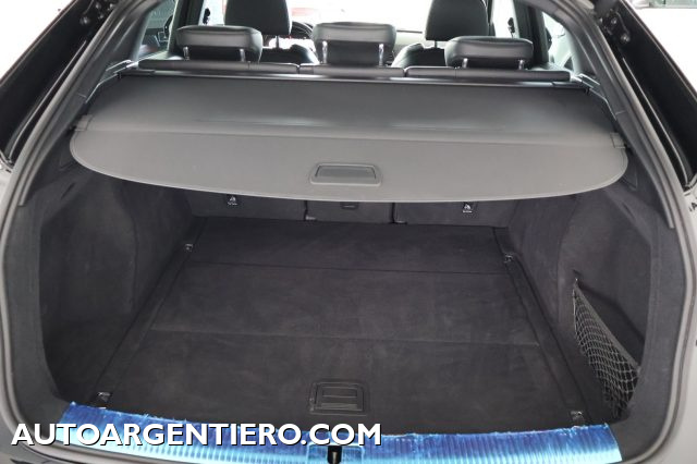 AUDI Q5 usata, con Sensori di parcheggio posteriori