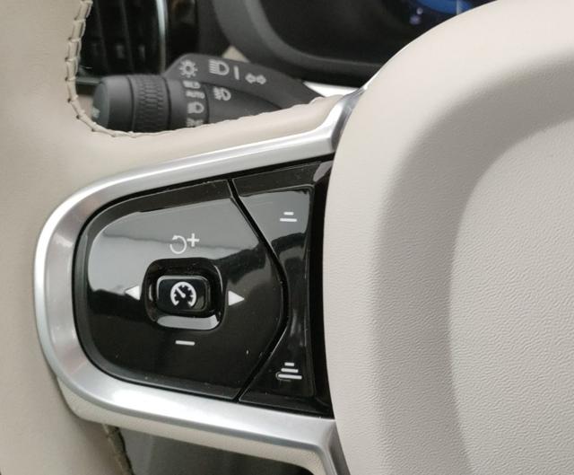VOLVO XC60 usata, con Servosterzo