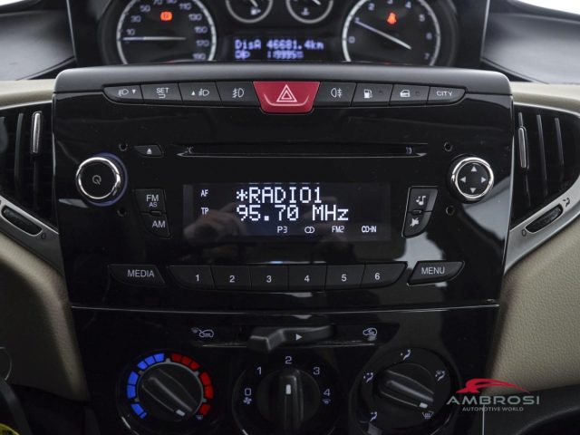 LANCIA Ypsilon usata 13